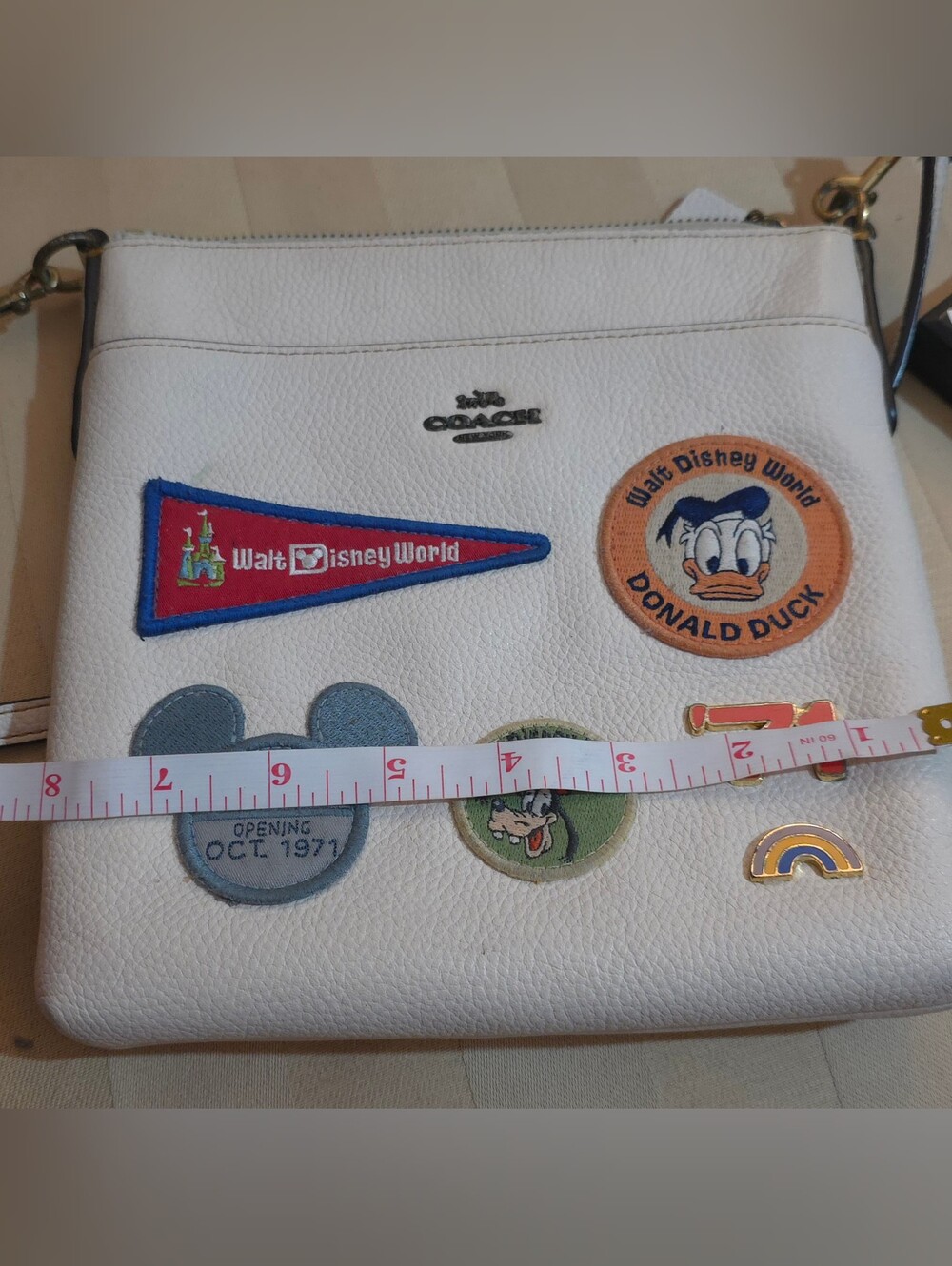 RARE COACH DISNEY X C8573 LEATHER CROSSBODY - Picture 3 of 9